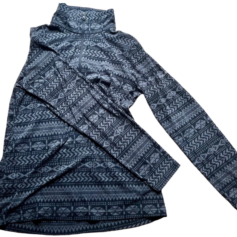 Columbia quarter / half zip / pull over sweater